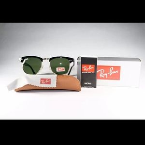 Ray-Ban Clubmaster All Black With Golden Frame